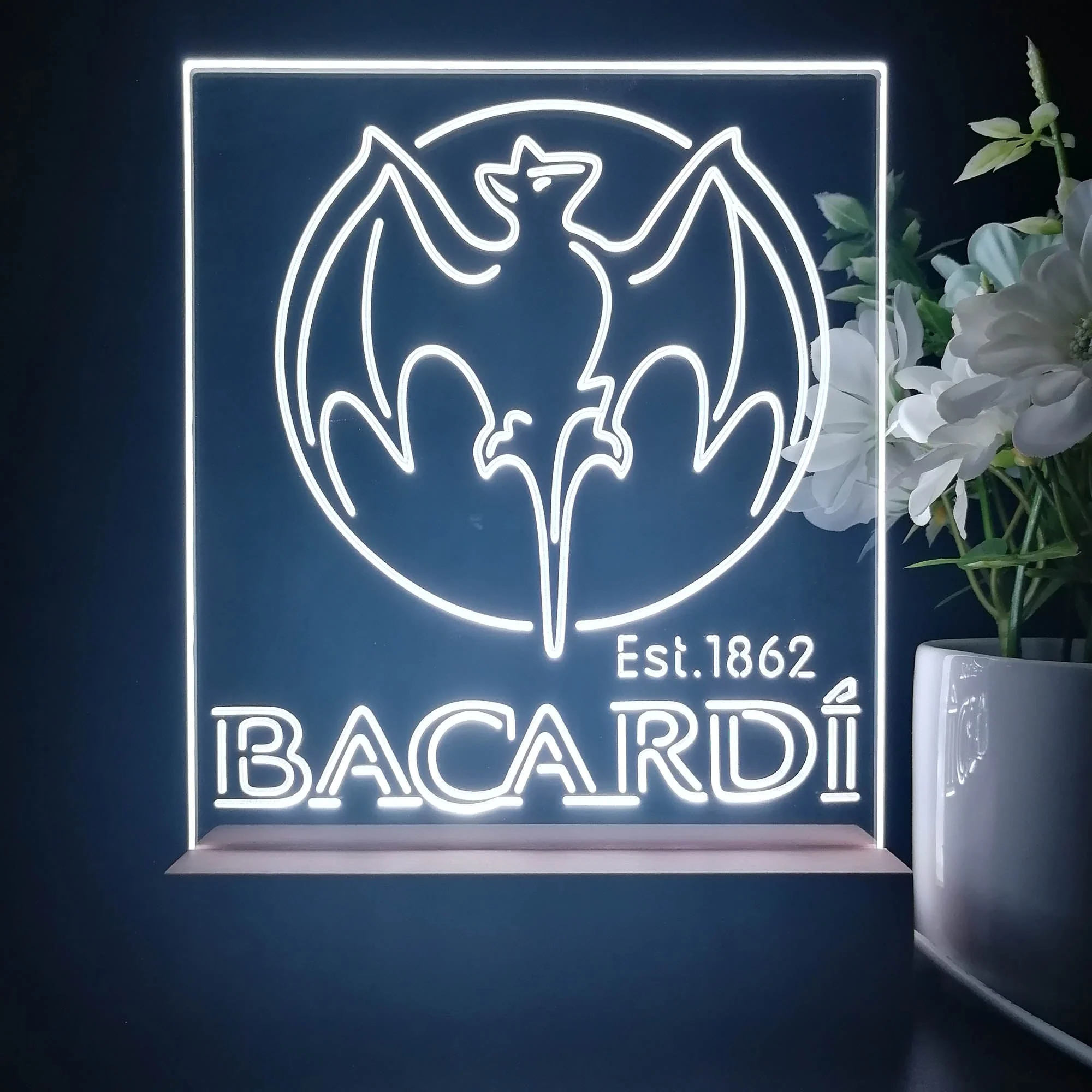 Bacardi Bat Est. 1862 3D Illusion Night Light Desk Lamp - Image 4