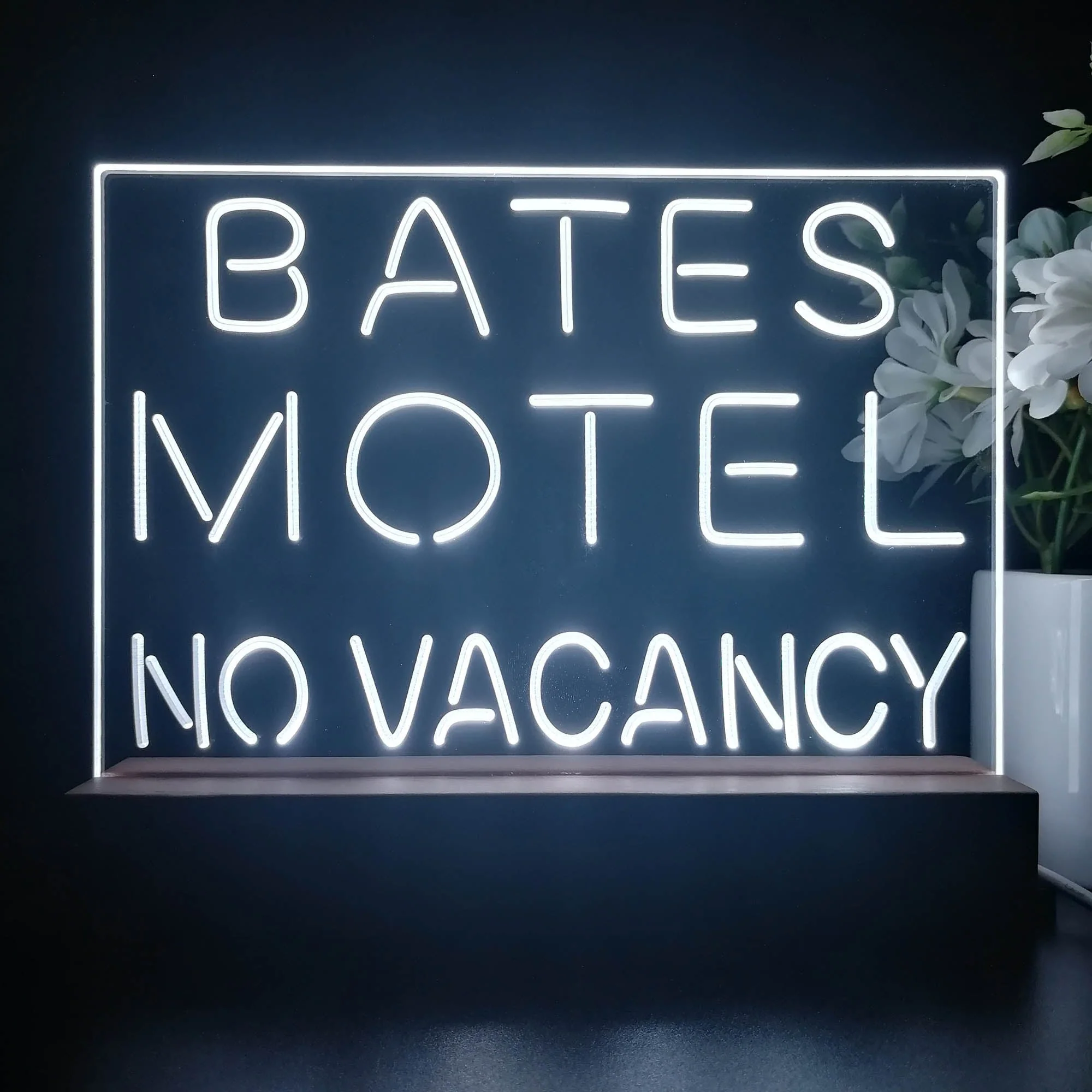 Bates Motel No Vacancy 3D Illusion Night Light Desk Lamp - Image 3