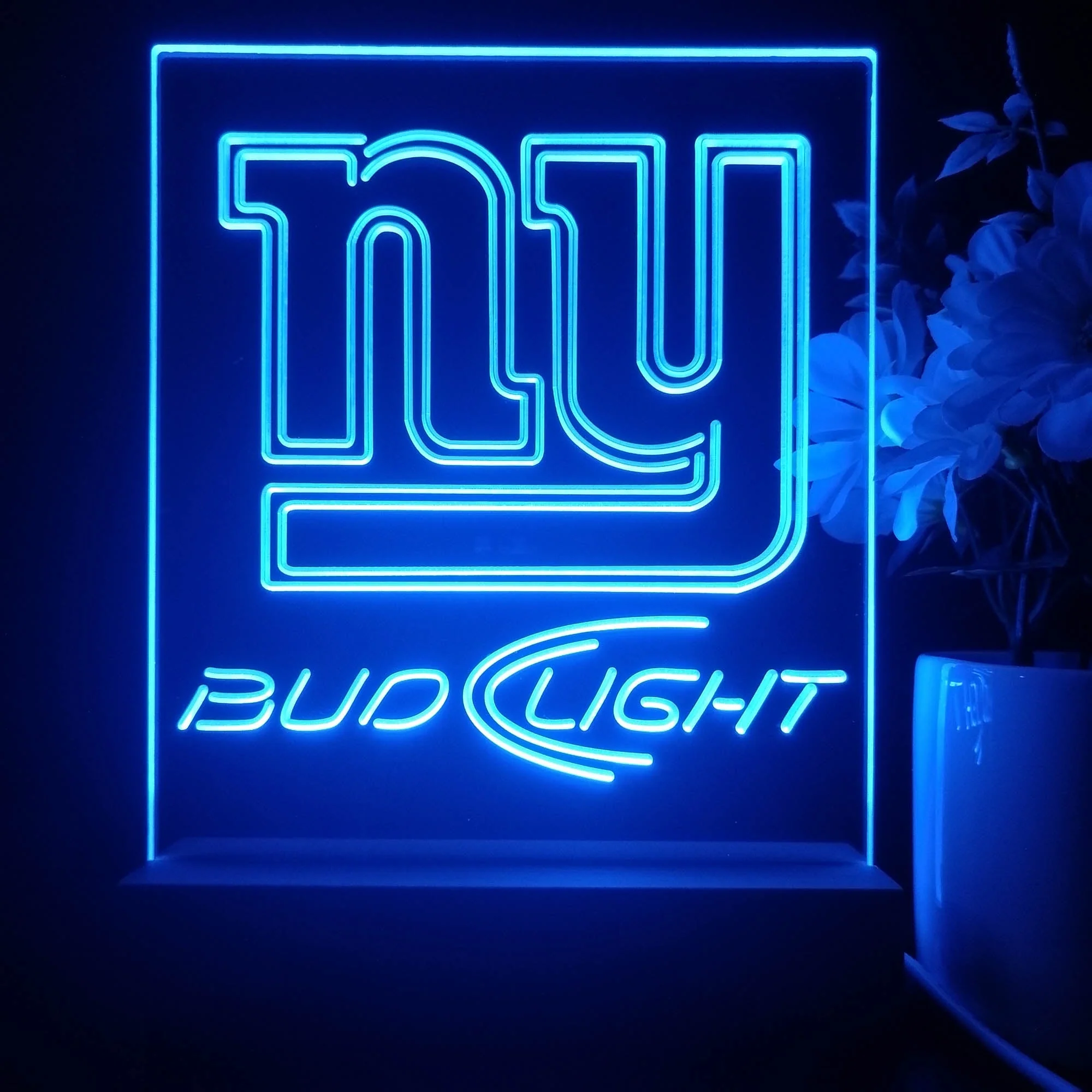 Bud Light New York Giants 3D Illusion Night Light Desk Lamp - Image 4