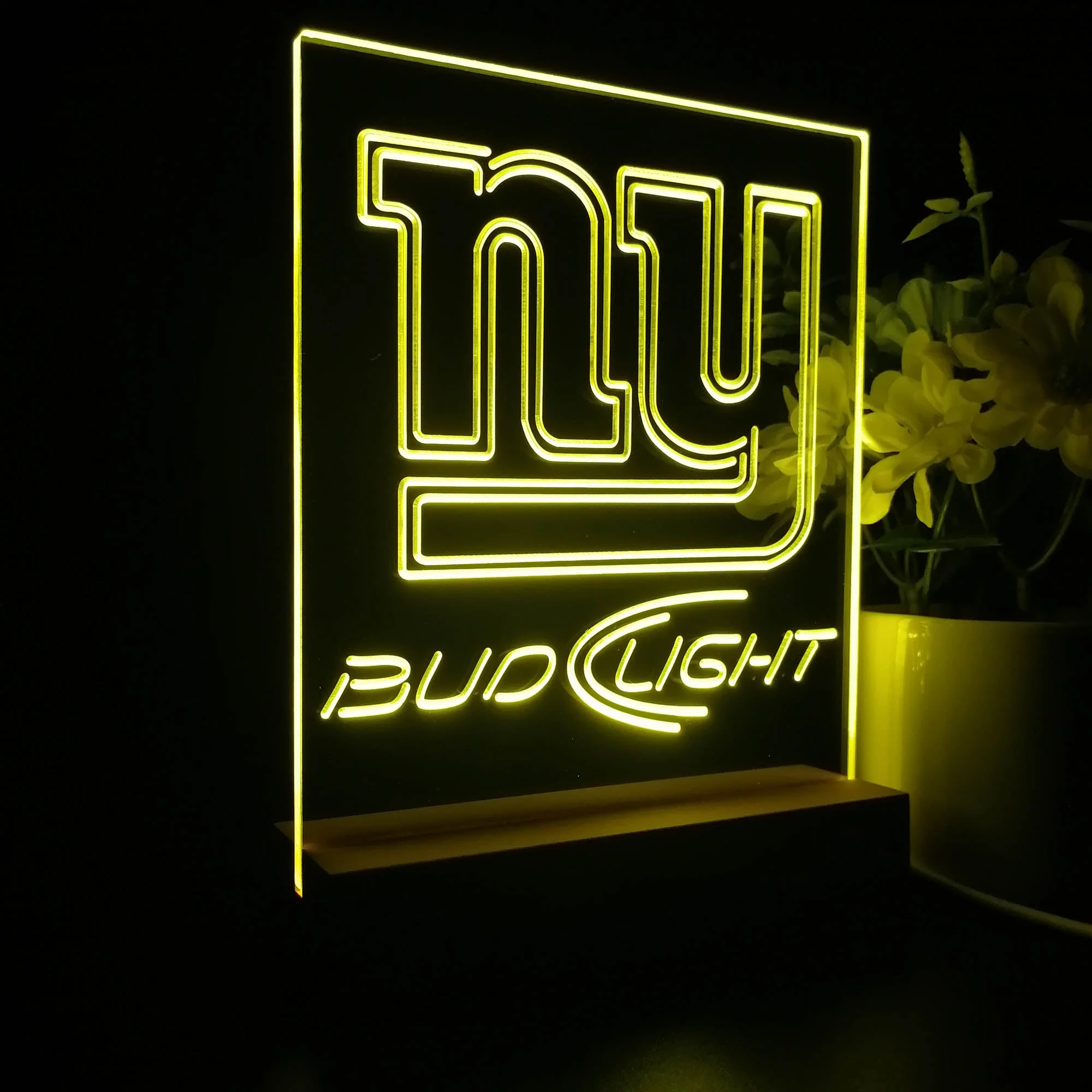 Bud Light New York Giants 3D Illusion Night Light Desk Lamp - Image 6