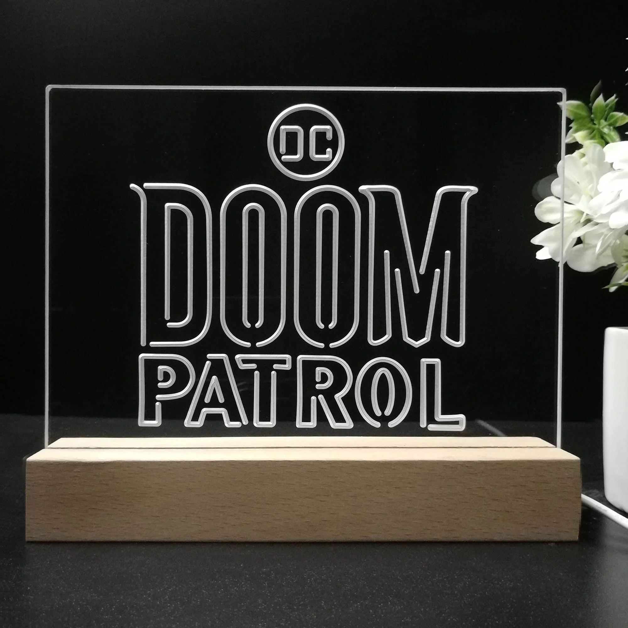 Doom Patrol 3D Illusion Night Light Desk Lamp - Image 8
