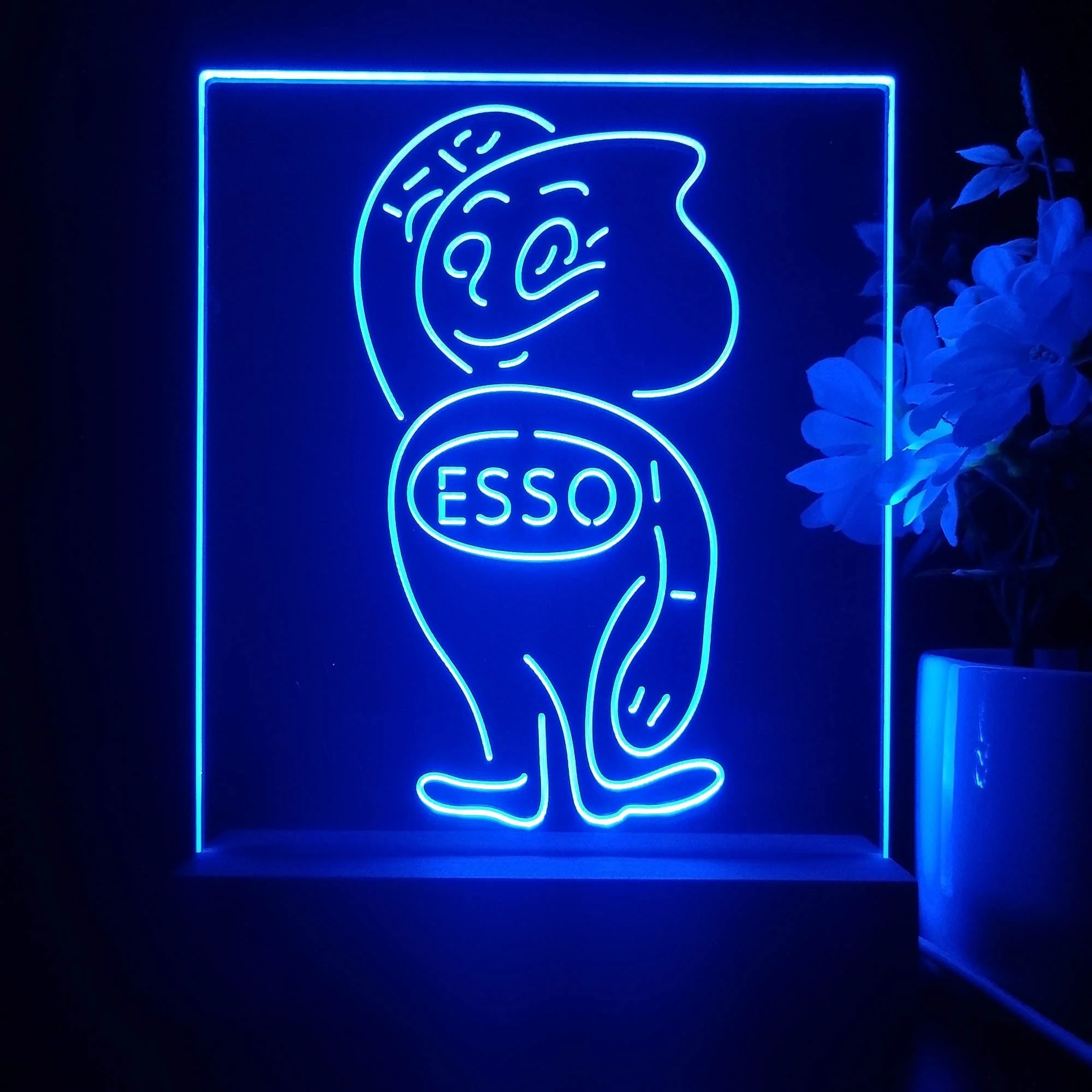 Esso Mascot Oil Gasoline 3D Illusion Night Light Desk Lamp - Image 3