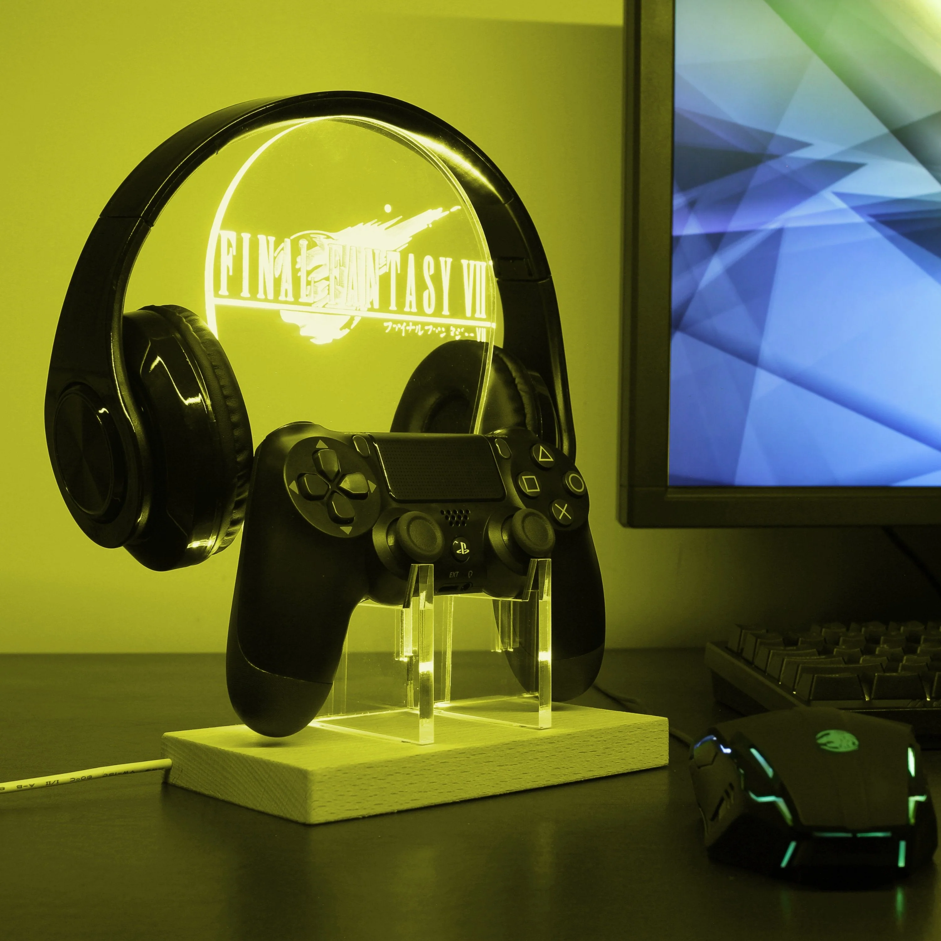 Final Fantasy 7 LED Gaming Headset Controller Stand - Image 4