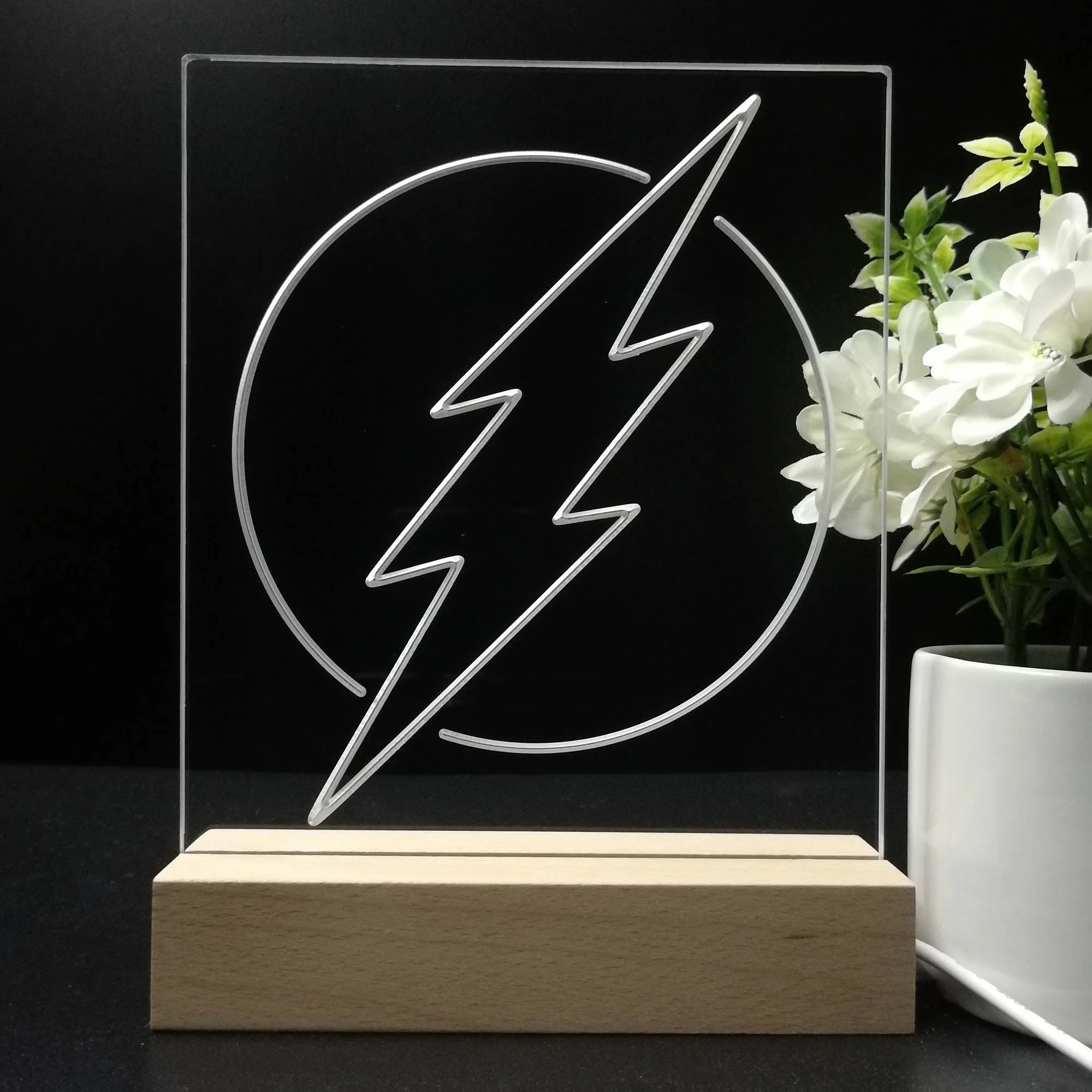Flash Logo DC Super Hero 3D Illusion Night Light Desk Lamp - Image 8