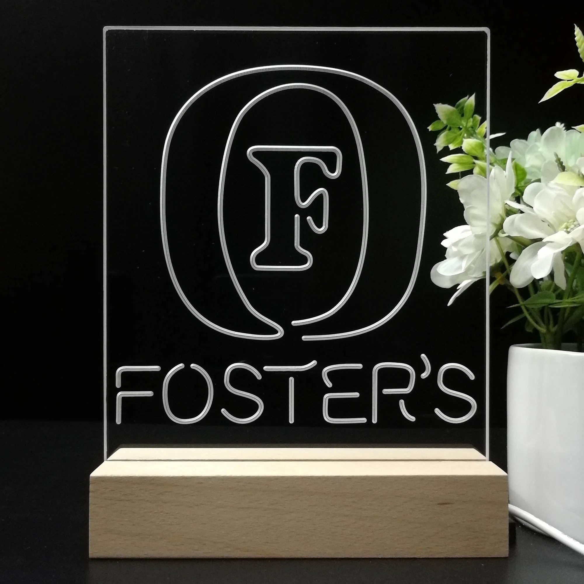 Foster's Beer 3D Illusion Night Light Desk Lamp - Image 8