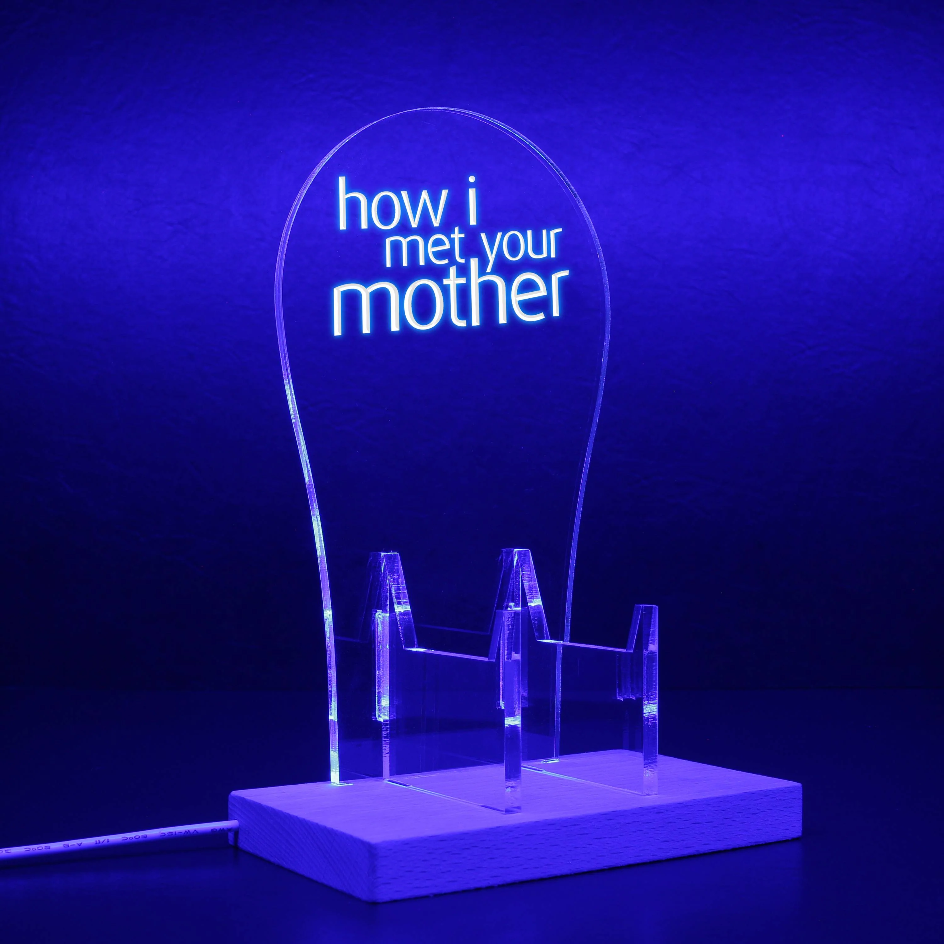 How I Met Your Mother RGB LED Gaming Headset Controller Stand - Image 7