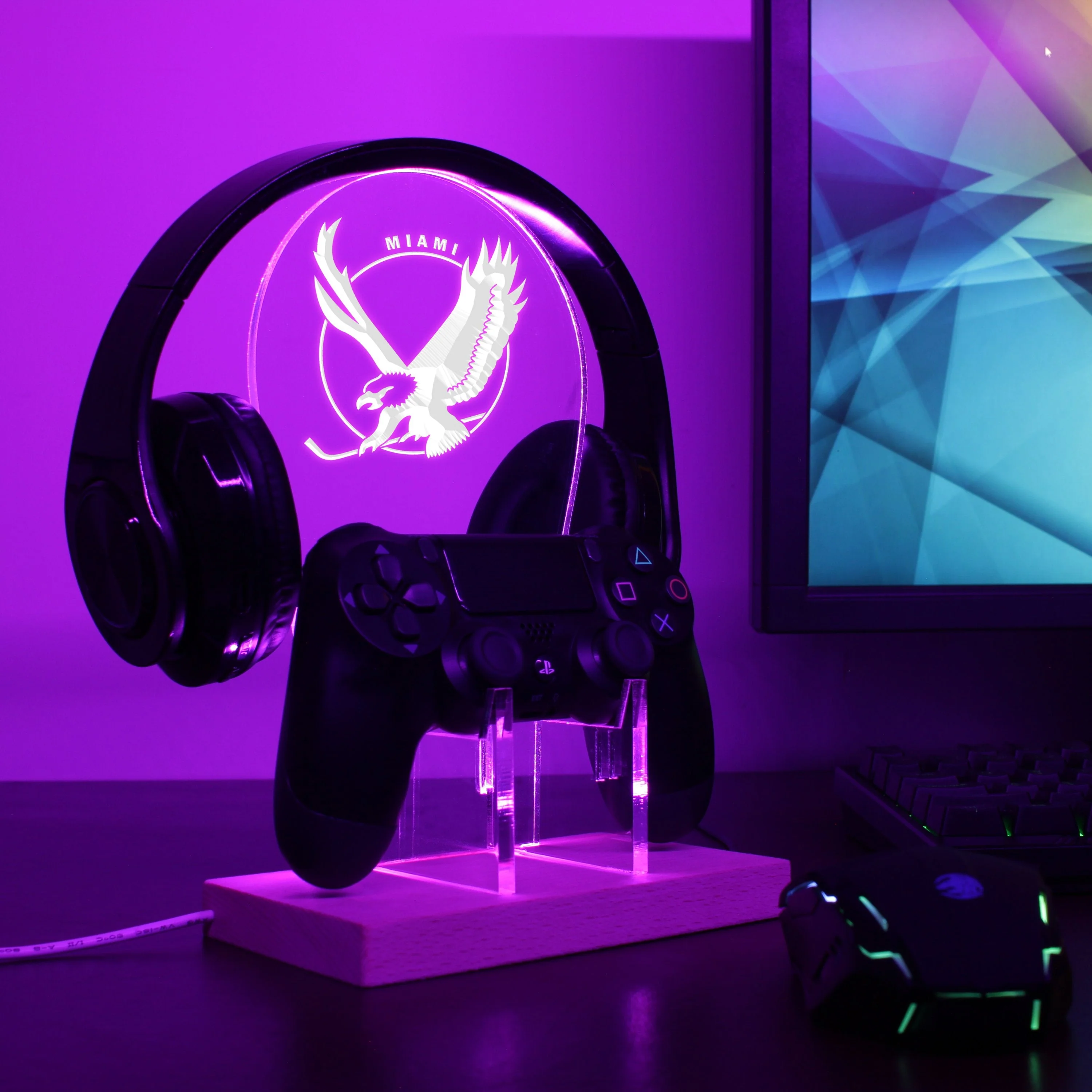 Miami Screaming Eagles LED Gaming Headset Controller Stand - Image 4