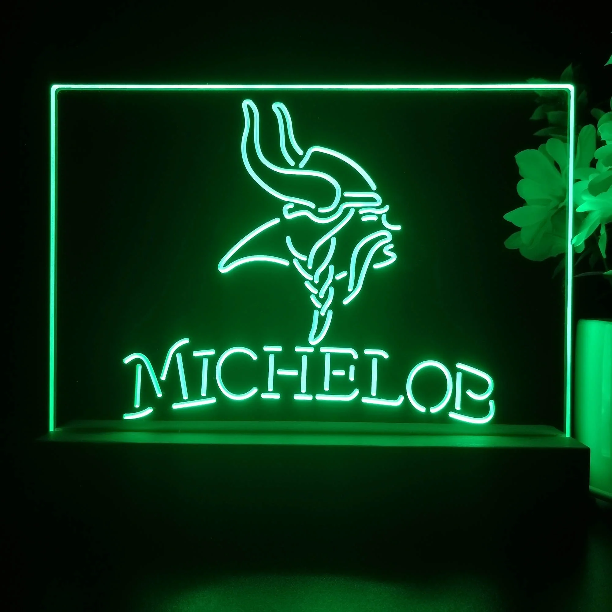 Michelob Bar Minnesota Vikings 3D Illusion Night Light Desk Lamp - Image 4
