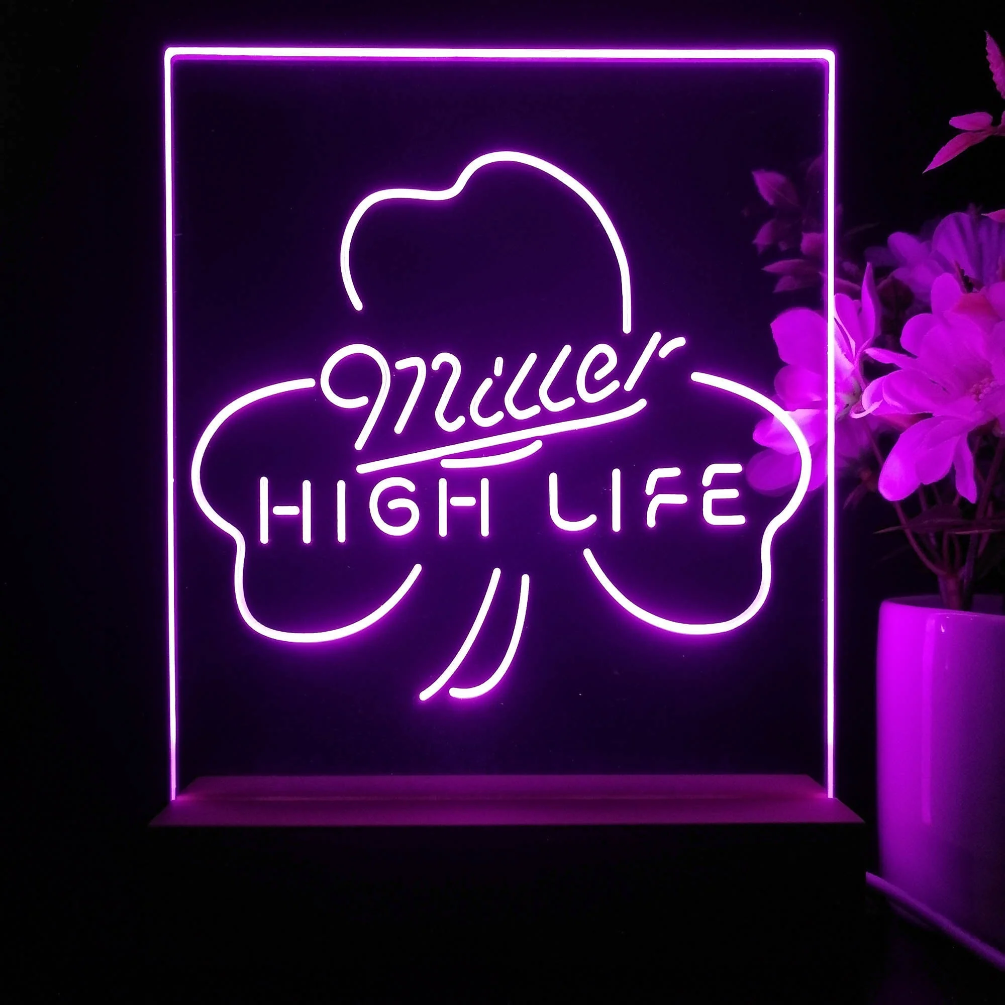 Miller High Life Shamrock 3D Illusion Night Light Desk Lamp - Image 2