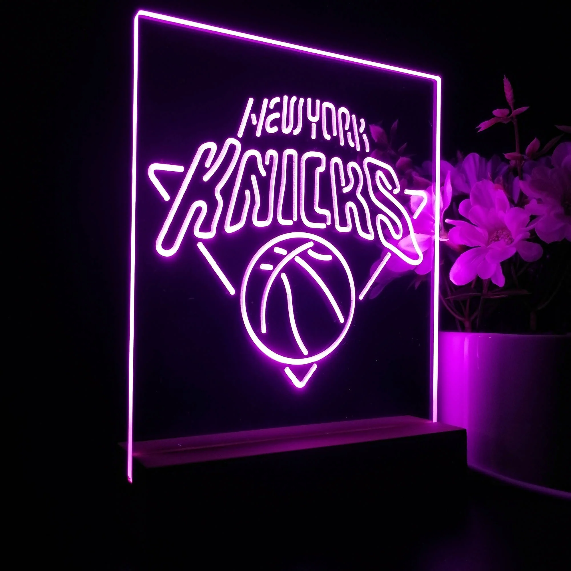 New York Knicks Neon Sign Table Top Lamp - Image 6