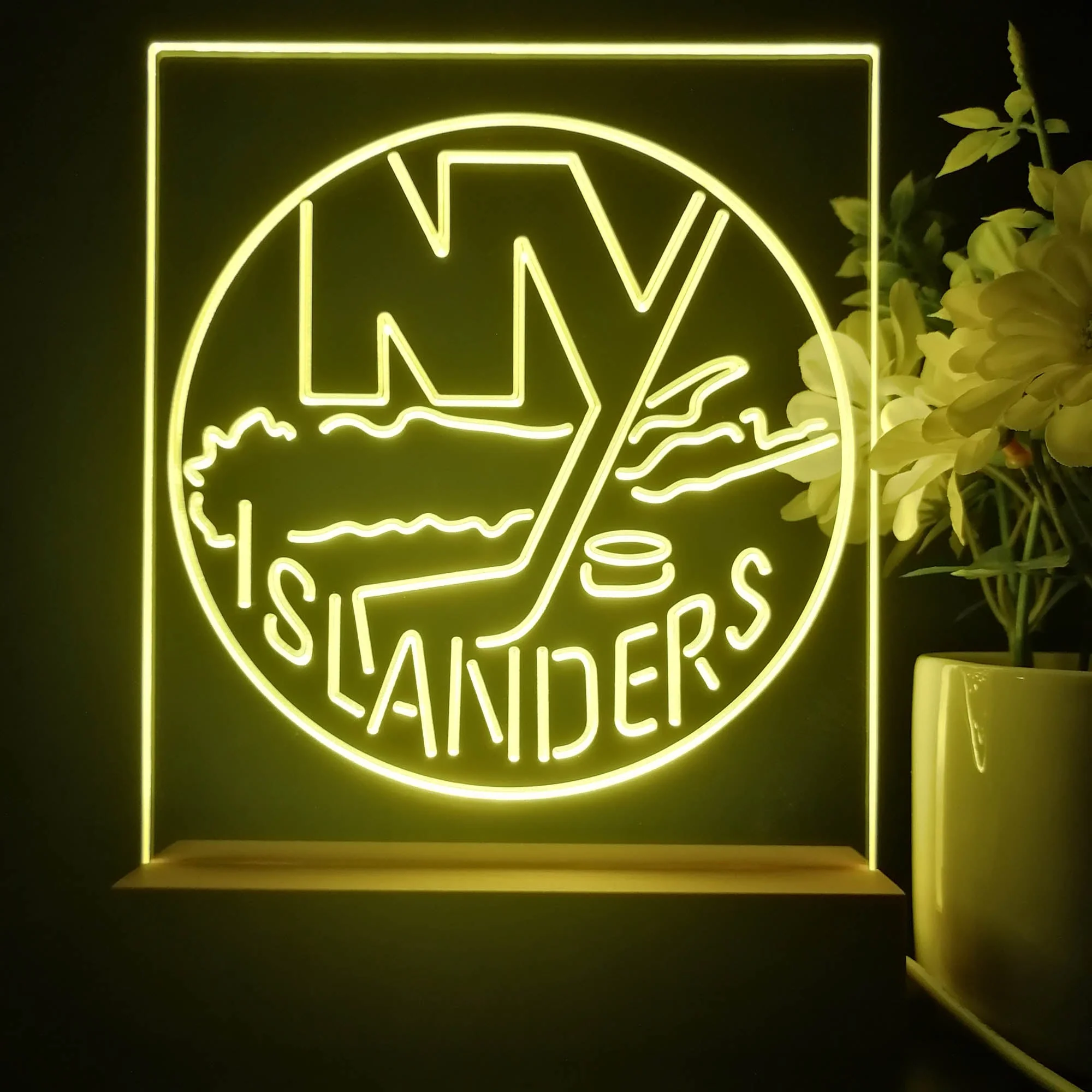 New York Islanders 3D Illusion Night Light Desk Lamp - Image 4