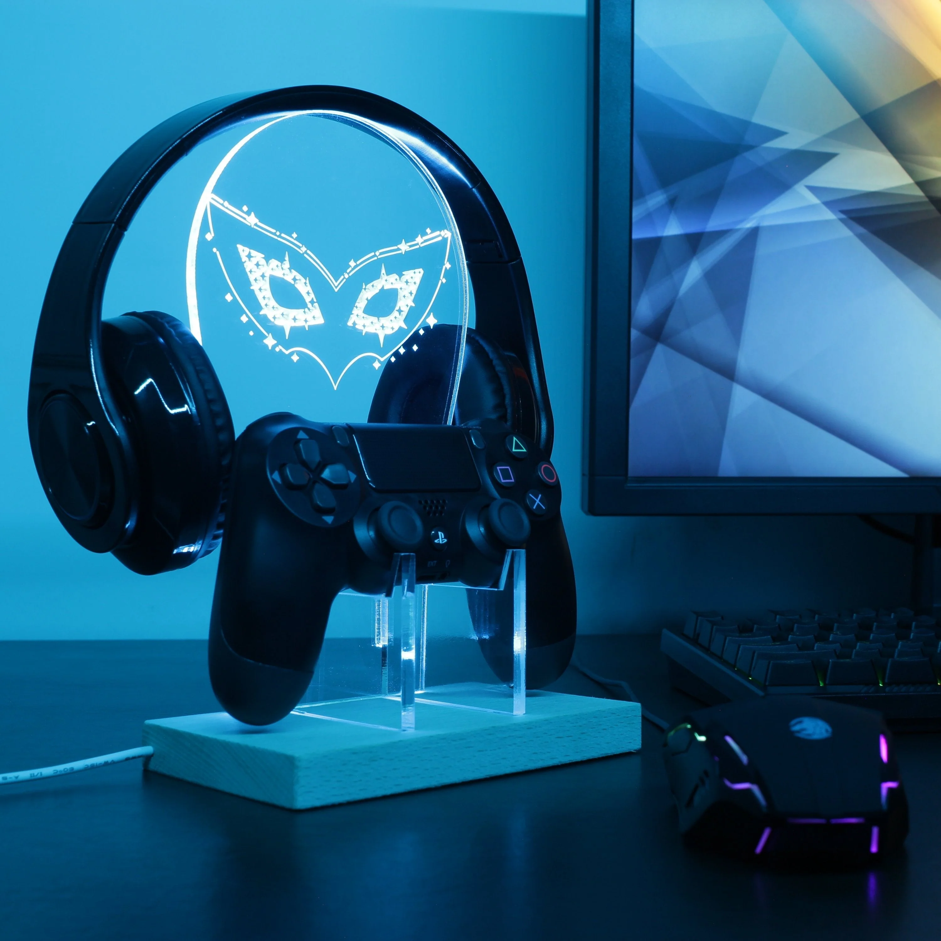 Persona 5 LED Gaming Headset Controller Stand - Image 4