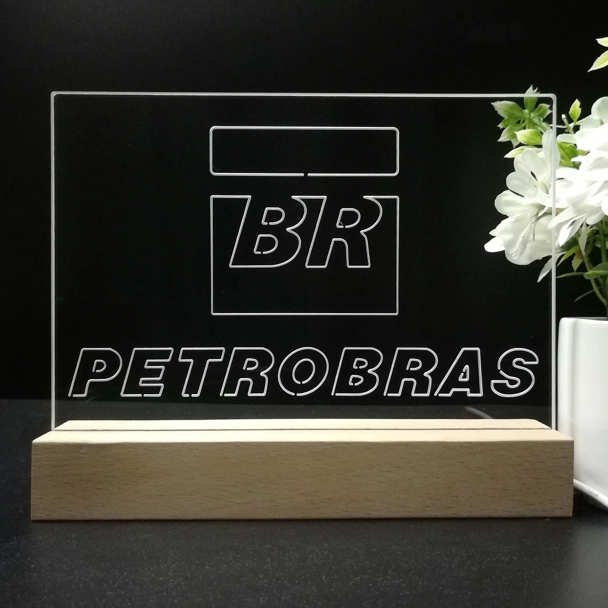 Petrobras 3D Illusion Night Light Desk Lamp - Image 8