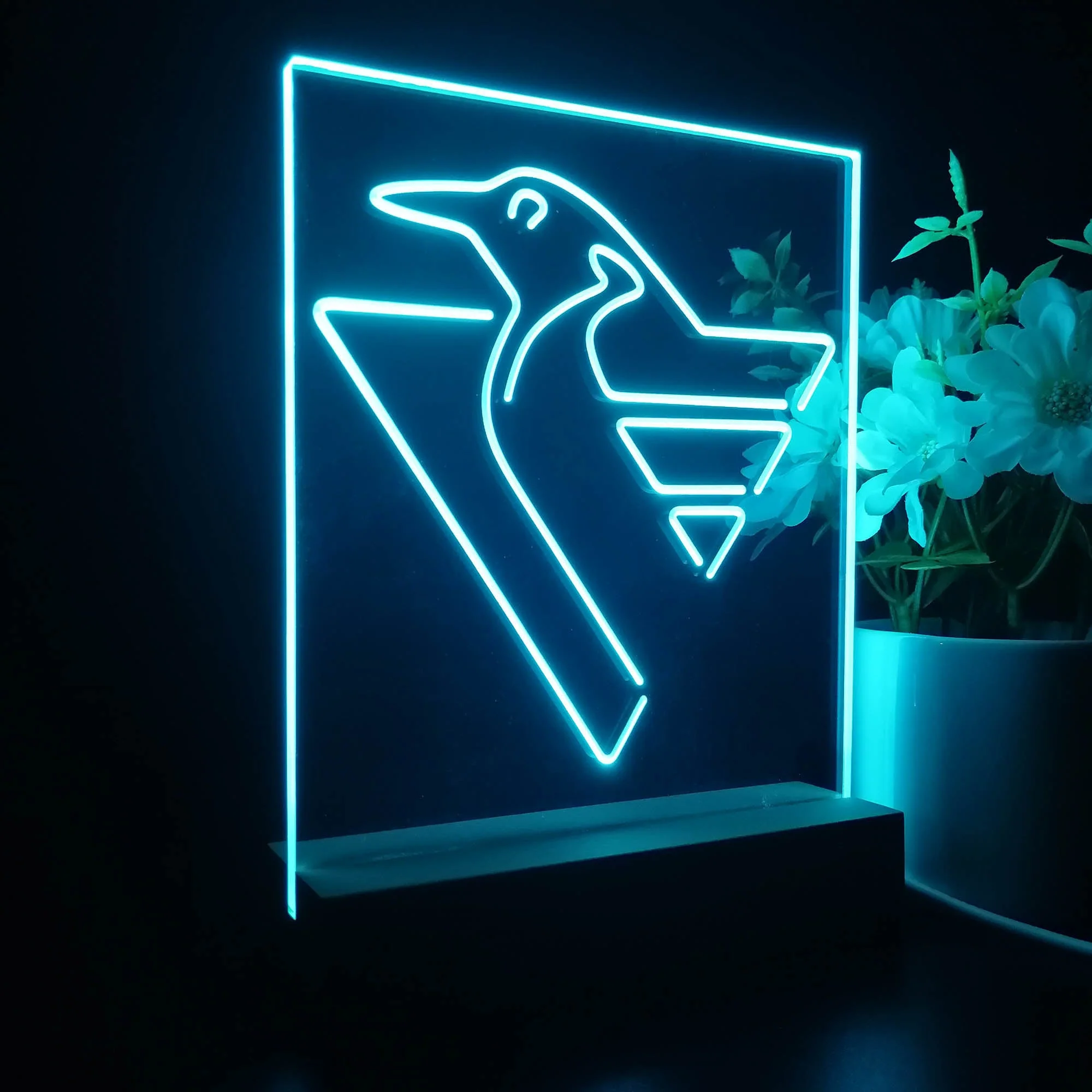Pittsburgh Penguins 3D Illusion Night Light Desk Lamp - Image 5