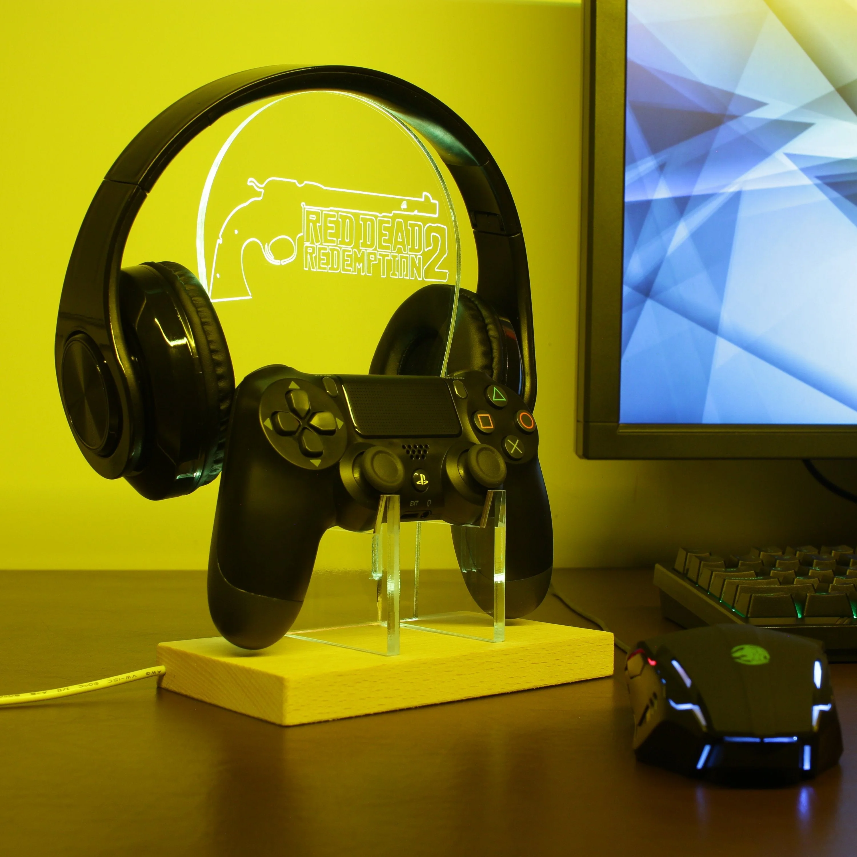 Red Dead Redemption 2 LED Gaming Headset Controller Stand - Image 4