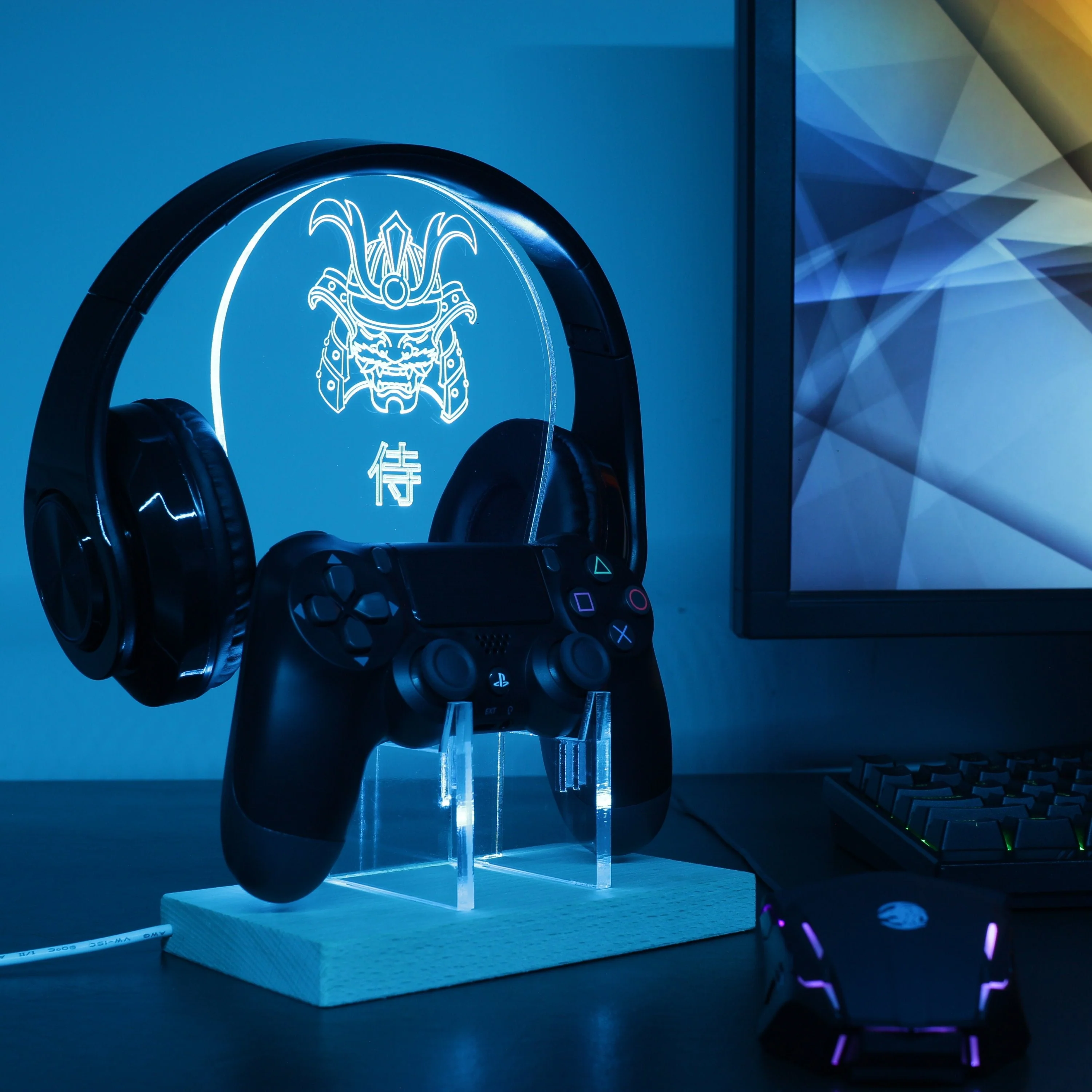 Samurai Helmet Japan LED Gaming Headset Controller Stand - Image 4
