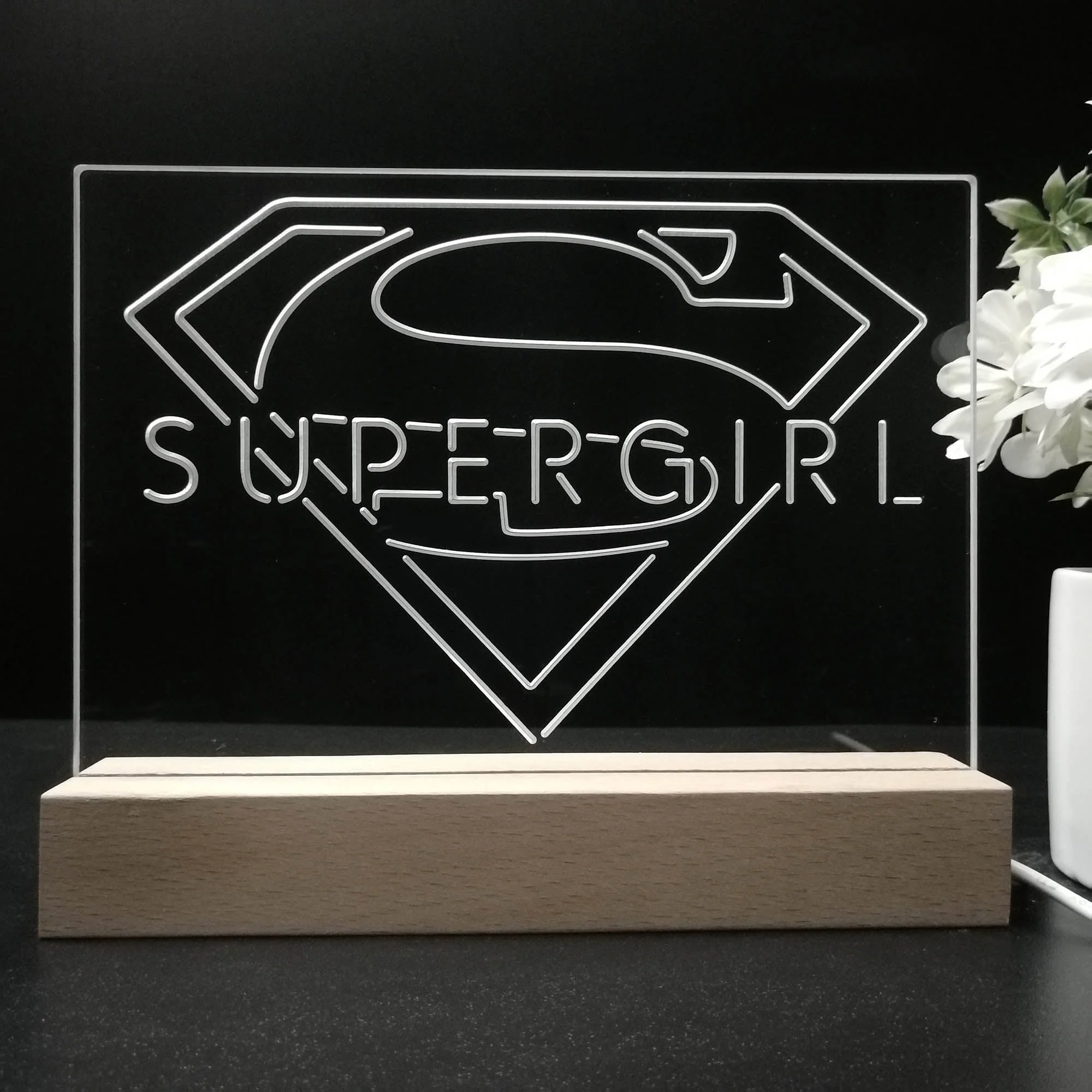 Supergirl 3D Illusion Night Light Desk Lamp - Image 8