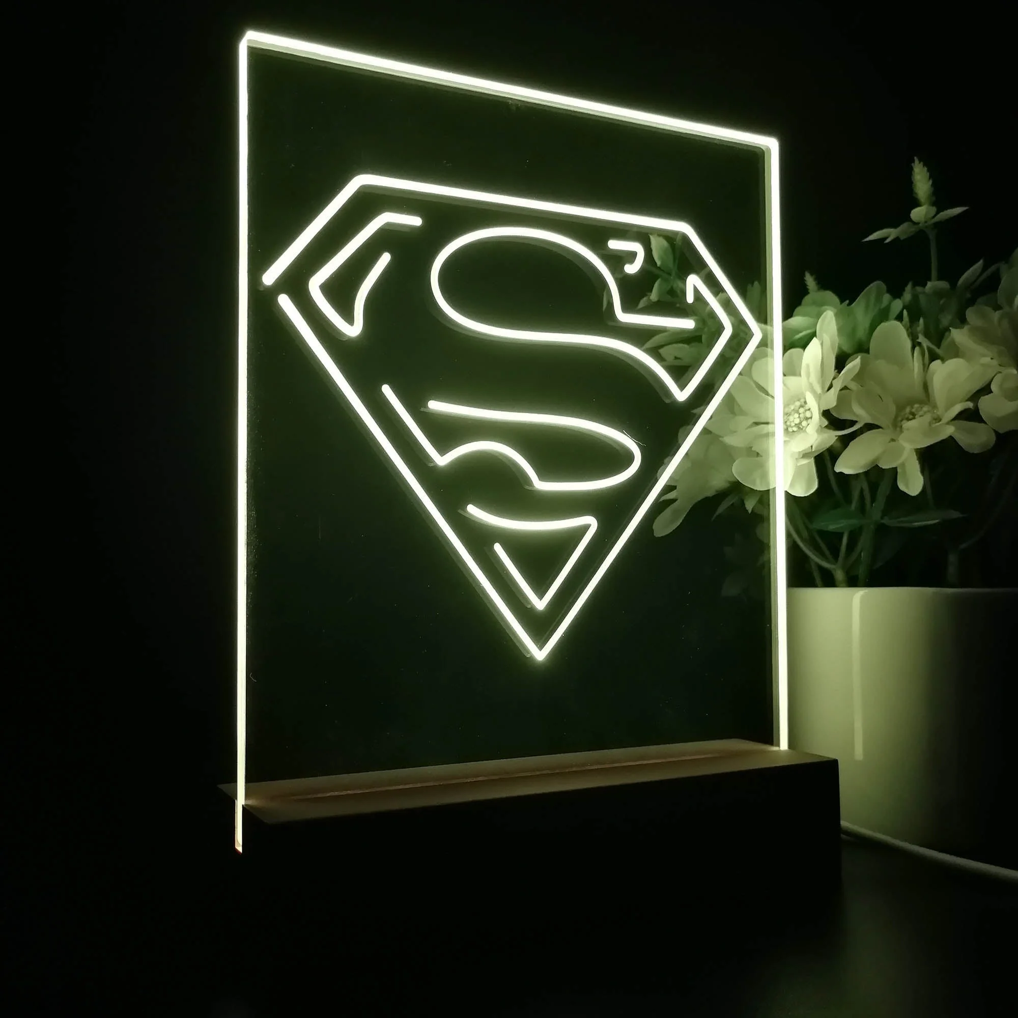 Superman Hero 3D Illusion Night Light Desk Lamp - Image 5