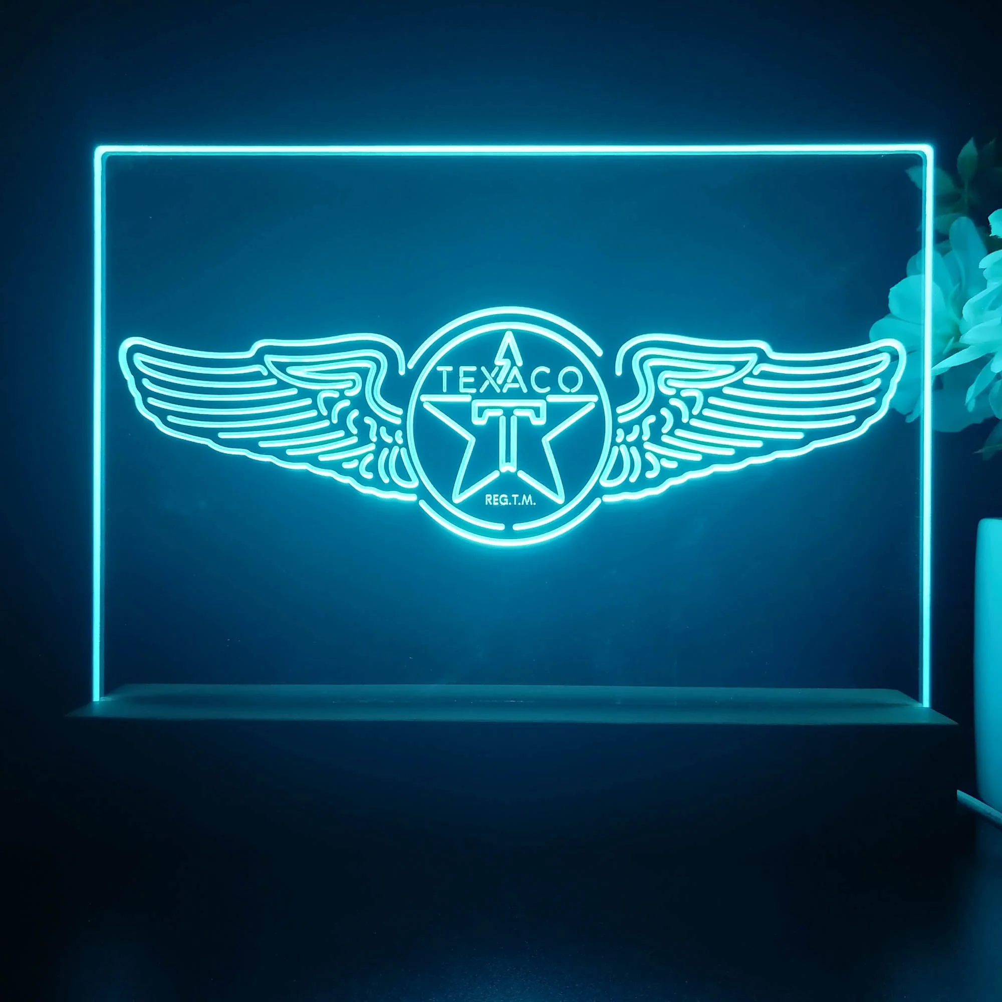 Texaco Oil Wing Star 3D Illusion Night Light Desk Lamp - Image 2