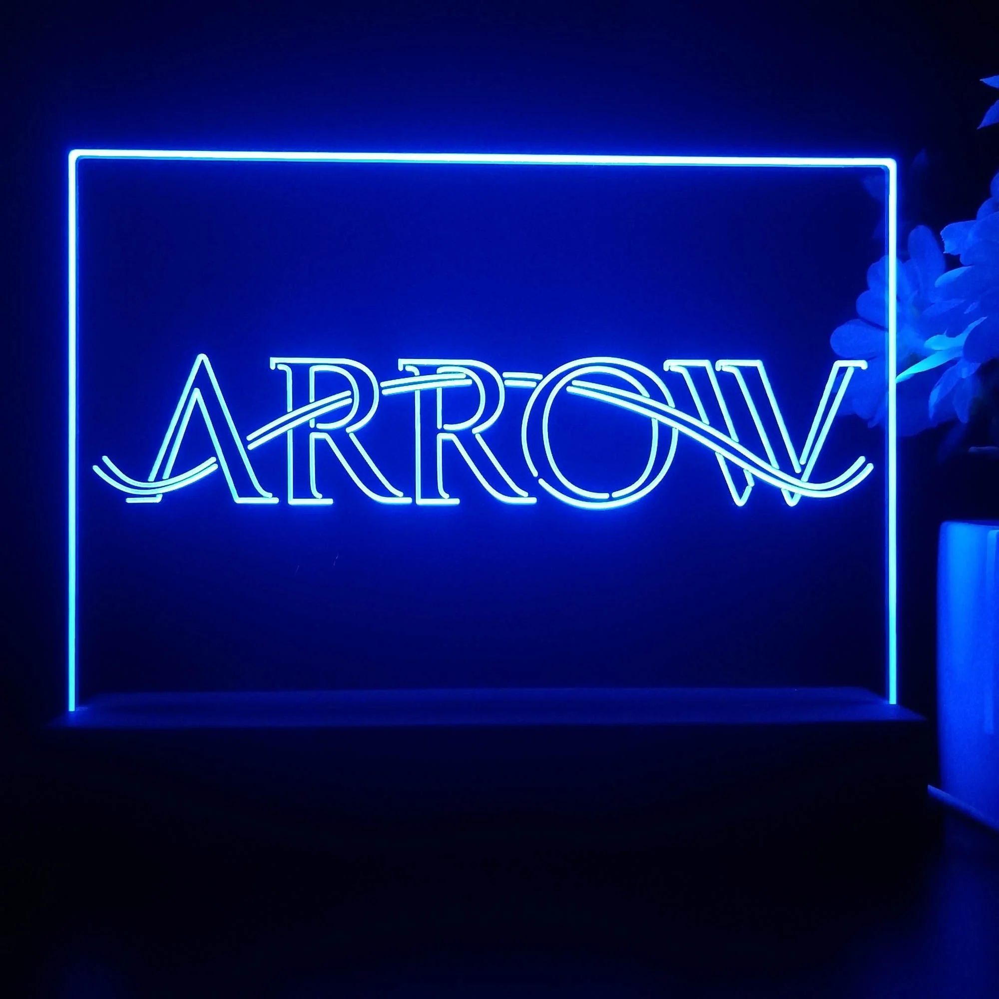 The Arrow 3D Illusion Night Light Desk Lamp - Image 4