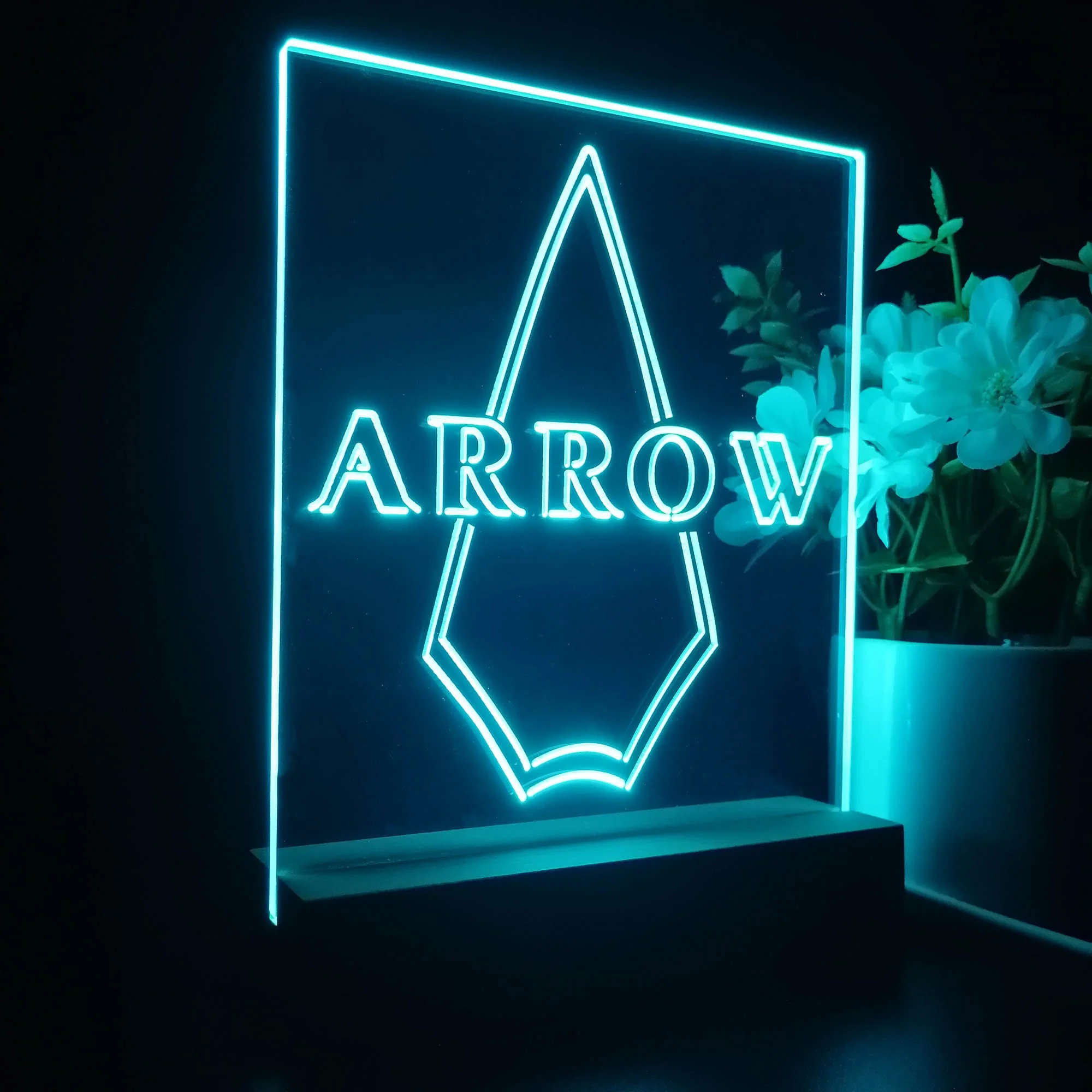The Arrow Vertical 3D Illusion Night Light Desk Lamp - Image 7