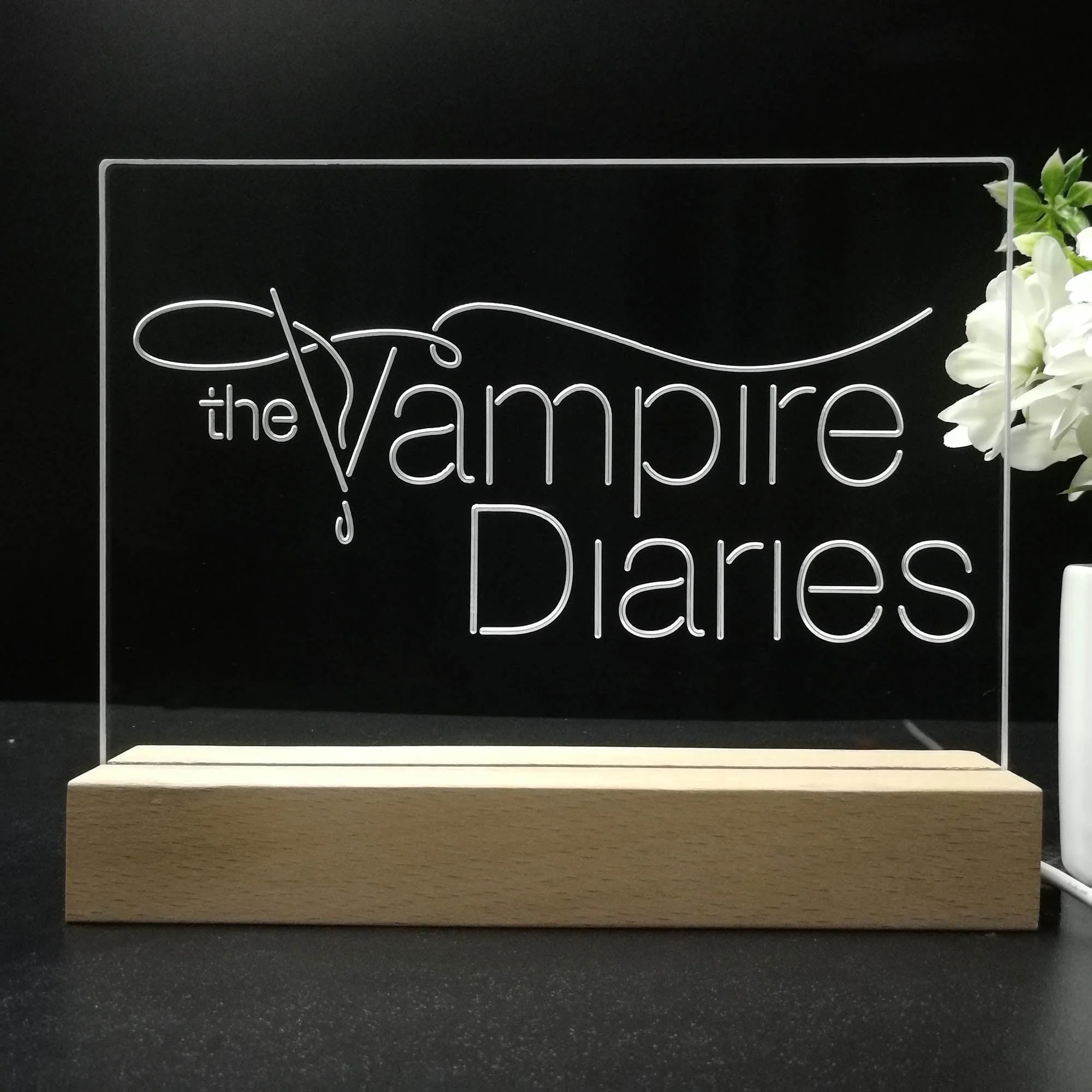The Vampires Diaries 3D Illusion Night Light Desk Lamp - Image 8