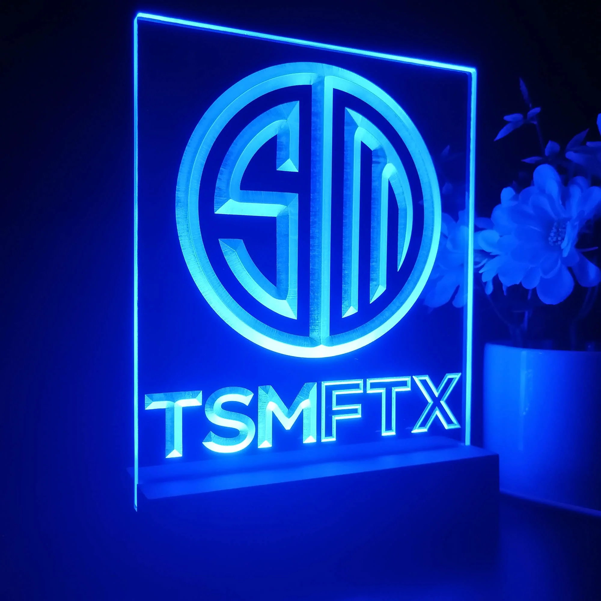 TSM Team 3D Illusion Night Light Desk Lamp - Image 6