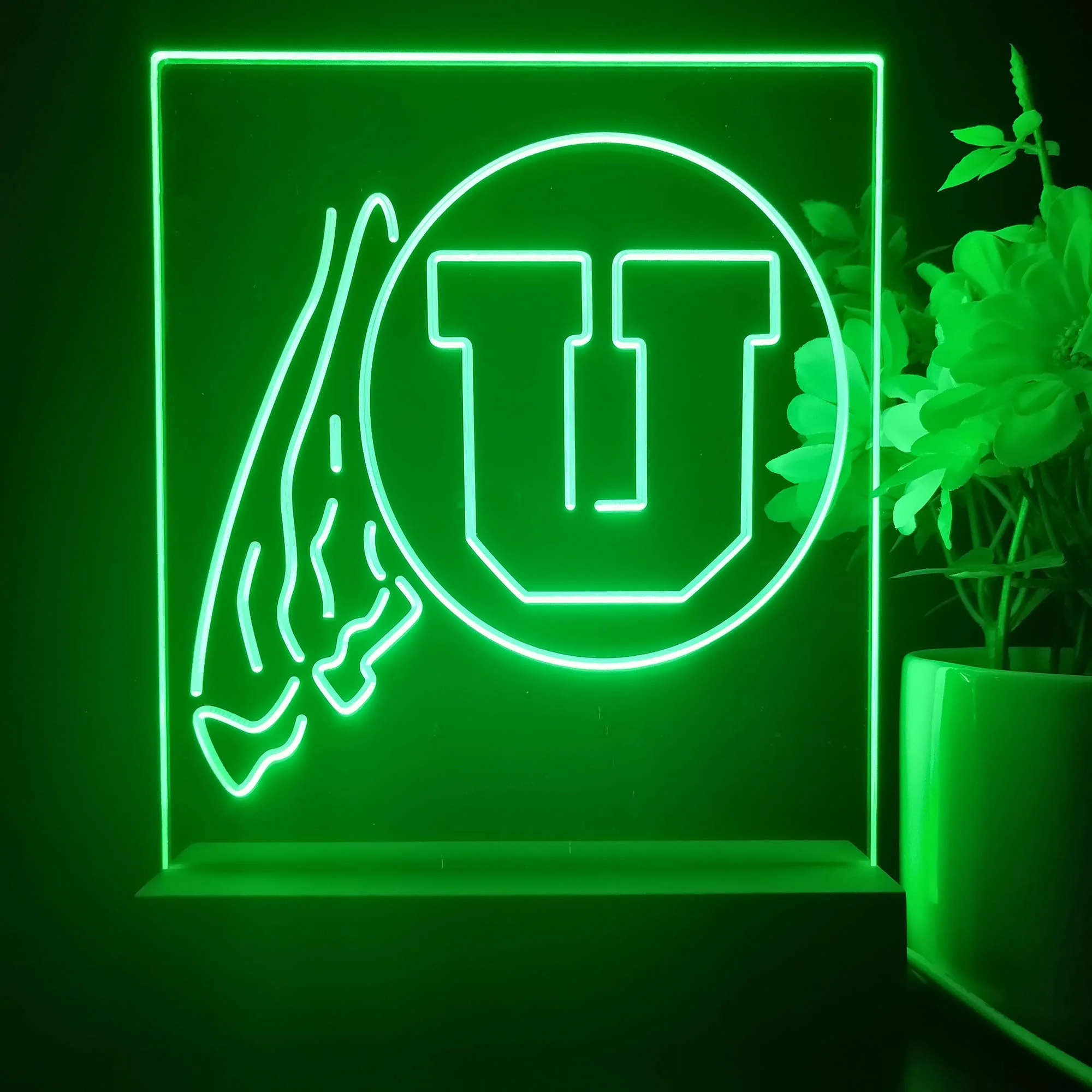 Utah Utes 3D Illusion Night Light Desk Lamp - Image 4