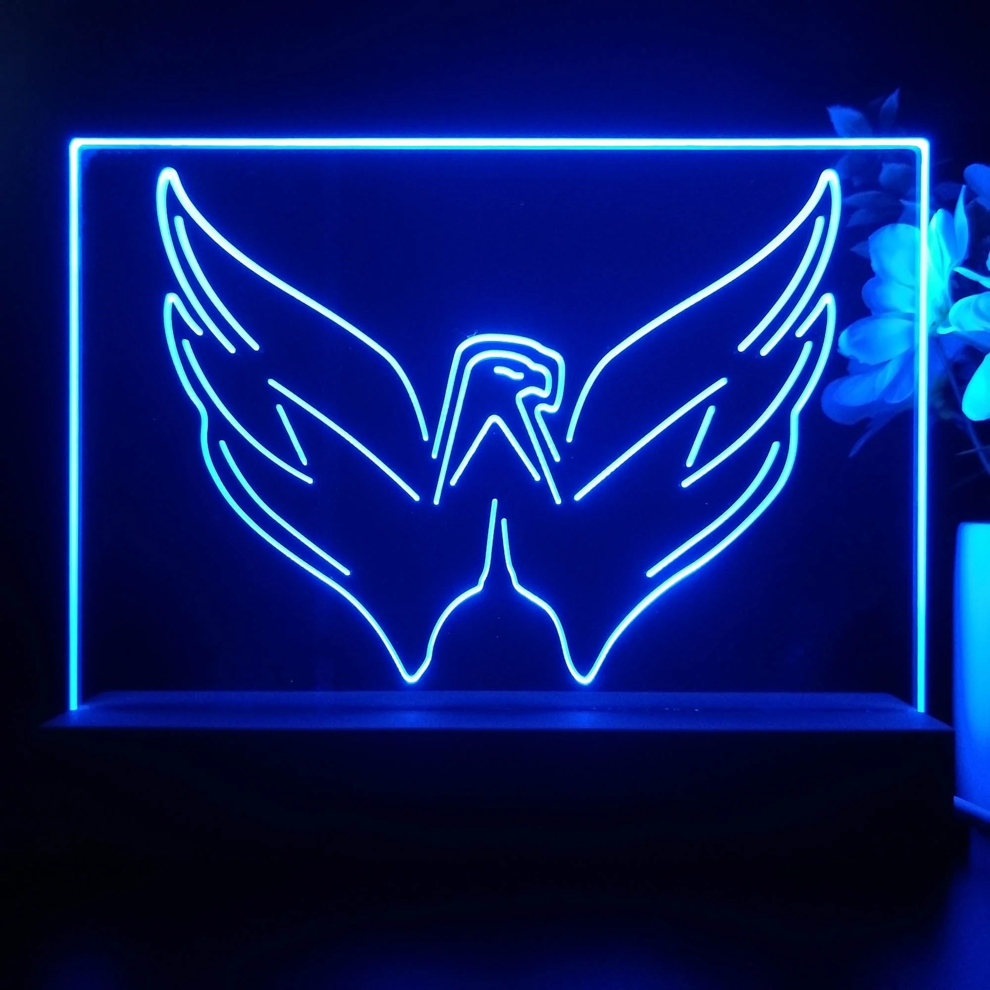Washington Capitals 3D Illusion Night Light Desk Lamp - Image 3